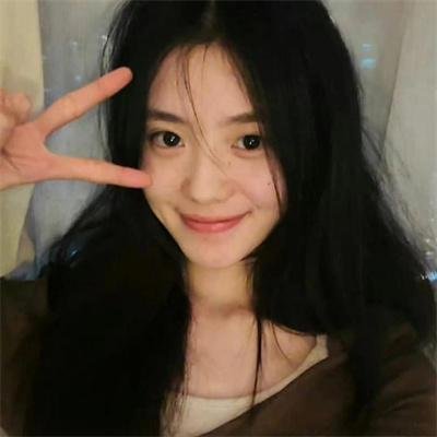 小姐嬉春